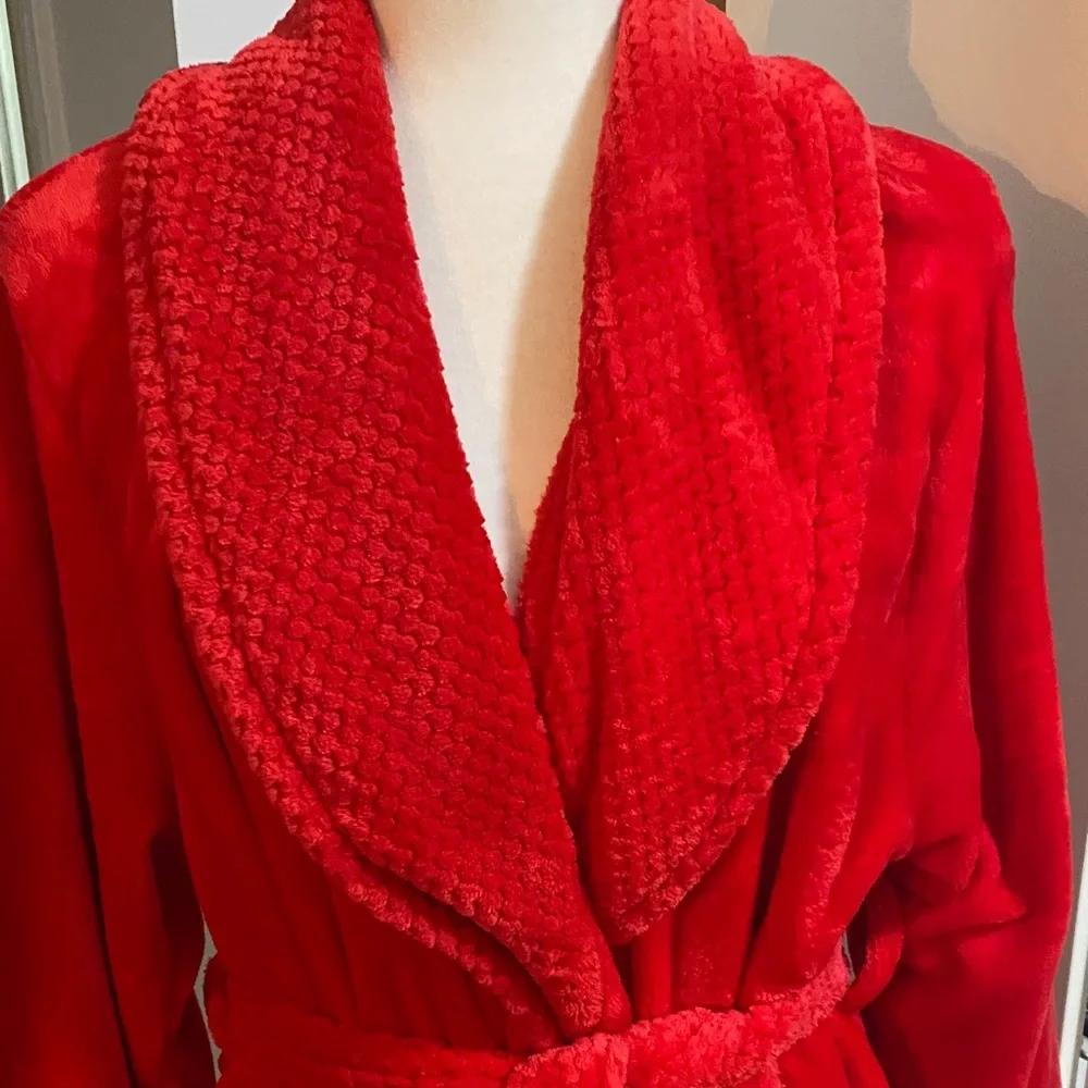 Red Luxurious Plush Faux Fur Belted Bathrobe Lounge Soft Sexy Spa Day Pamper